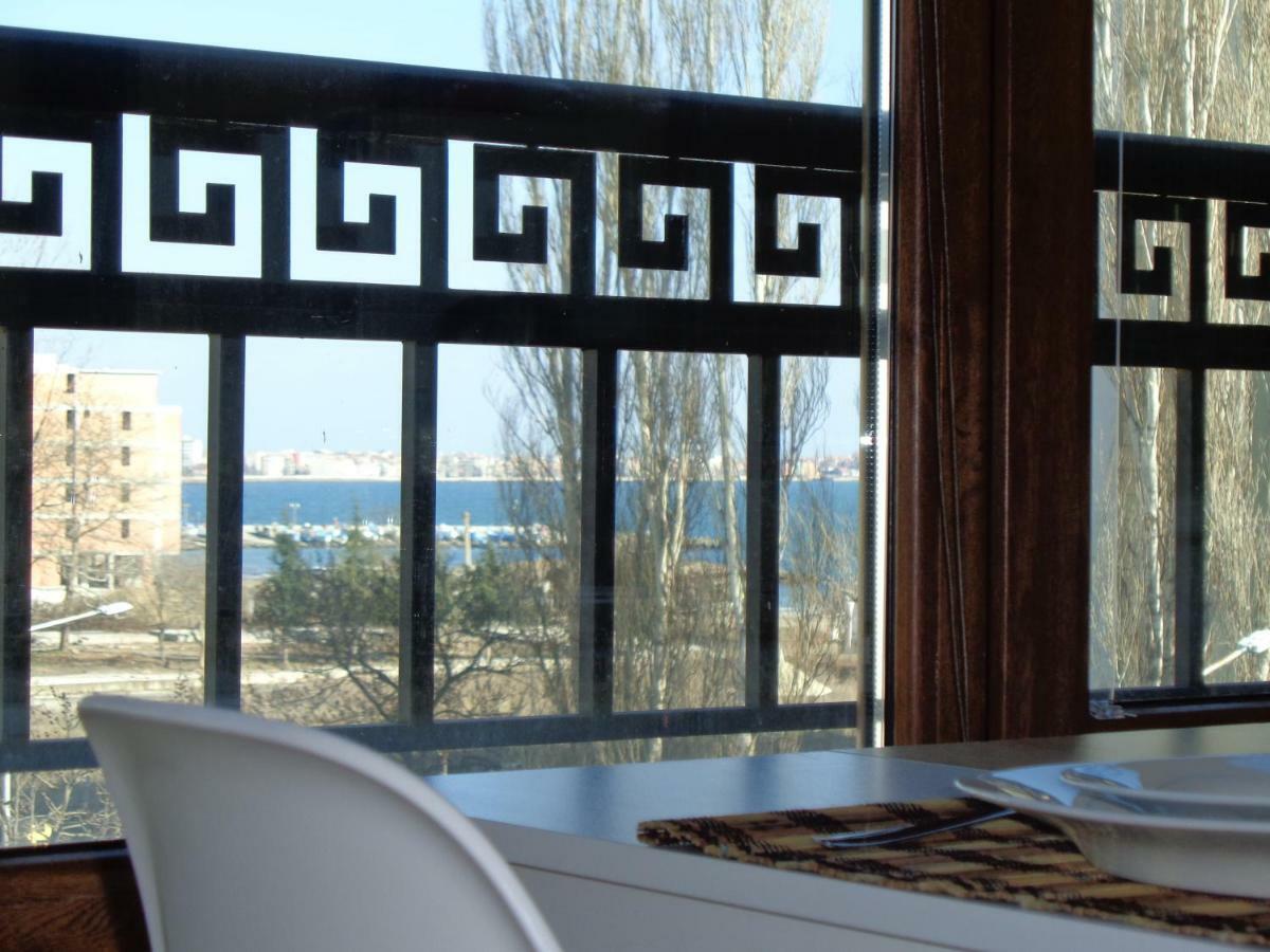 Apartamento Nereya Palace Studio Mona Pomorie Exterior foto